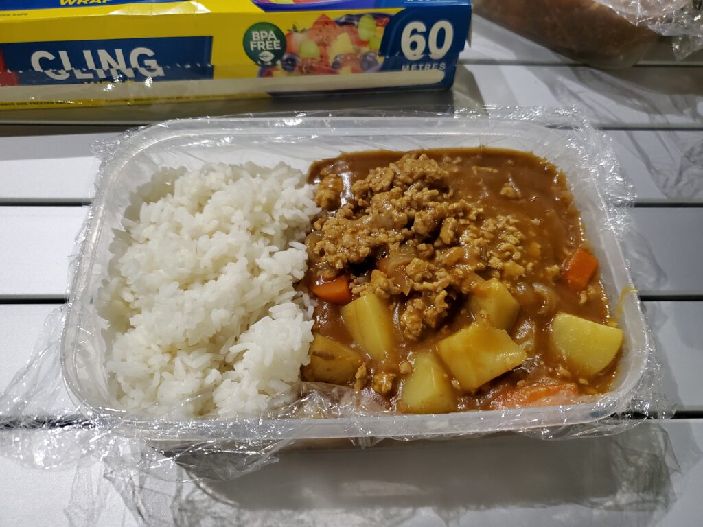 晩ごはんのカレーライス