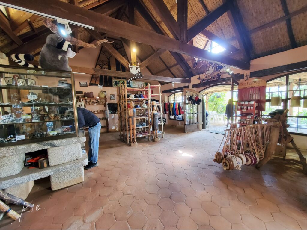 レミュールパークのお土産売り場
