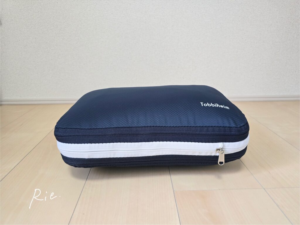 ファスナーで圧縮したポーチ