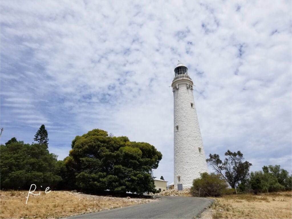 ワジャマップ灯台