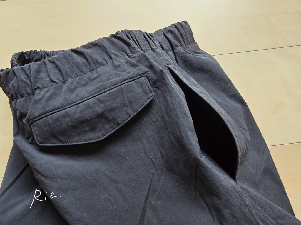 サイドのポケット