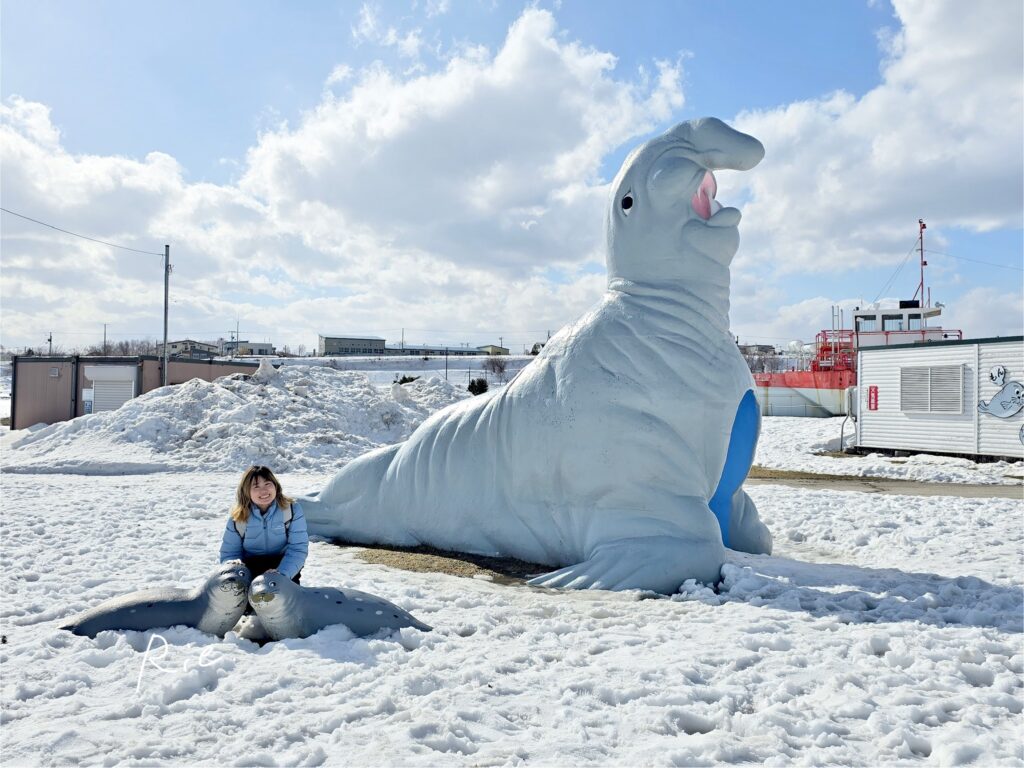 海洋動物のオブジェ兼遊び場